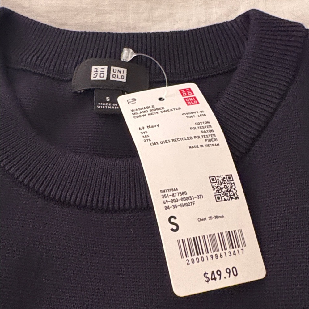 NWT Uniqlo Men's Navy and White size S Crewneck Sweater - Picture 2 of 5